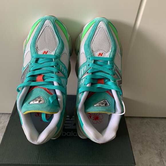 DTLR x New Balance 9060 Cyan Gradient Sneakers - Picture 3 of 7